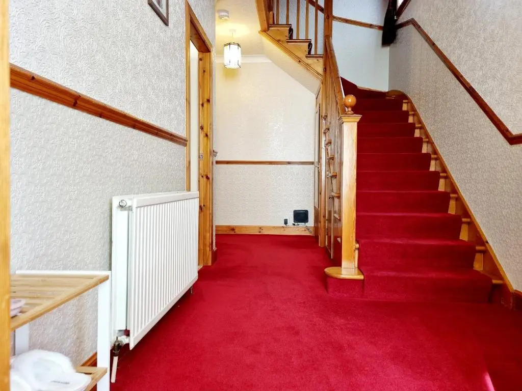 Inverness City 3 bedroom house free parking