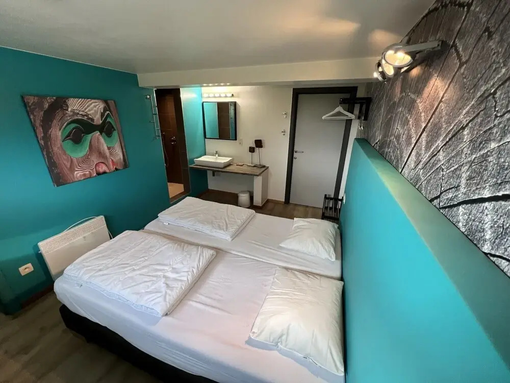 Chalet in Durbuy With Jacuzzi & Garden