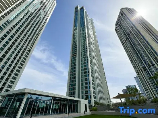 Luxury 2BR Walk-In Closet + Full Burj Khalifa View