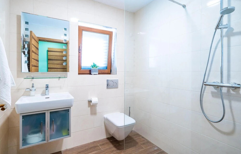 Awesome Home In Cavtat With Wifi