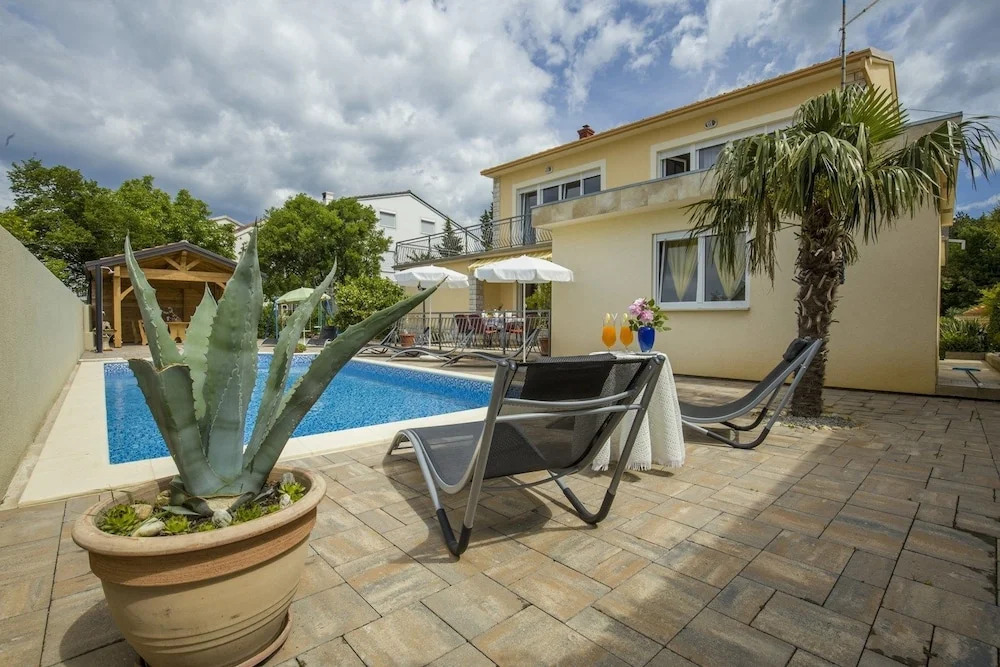 Villa Mary by Villas Guide