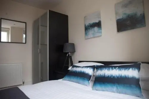 Apartment E