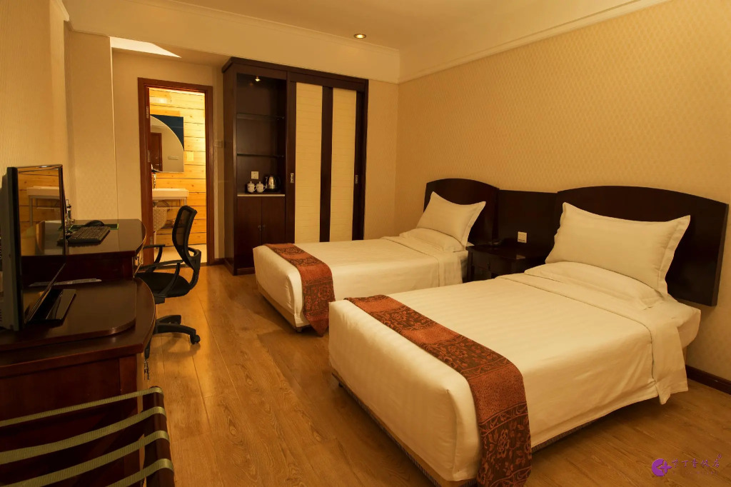 Holiday Inn Express Qingdao Shibei by IHG
