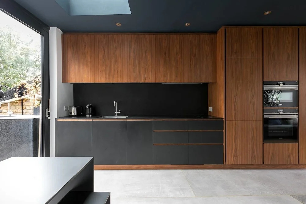 Designer two BR Apartment In Angel With Huge Terrace