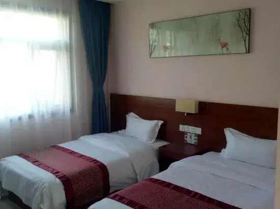 Zhengyang Palace Hotel (Shijiazhuang Hongqi Street Store)
