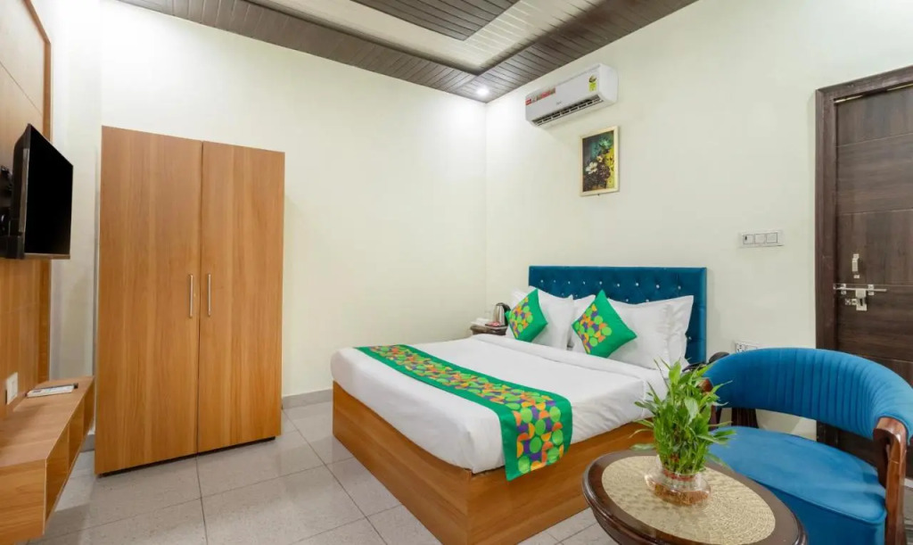 Treebo Corbett Hideout Dadas with Swimming Pool
