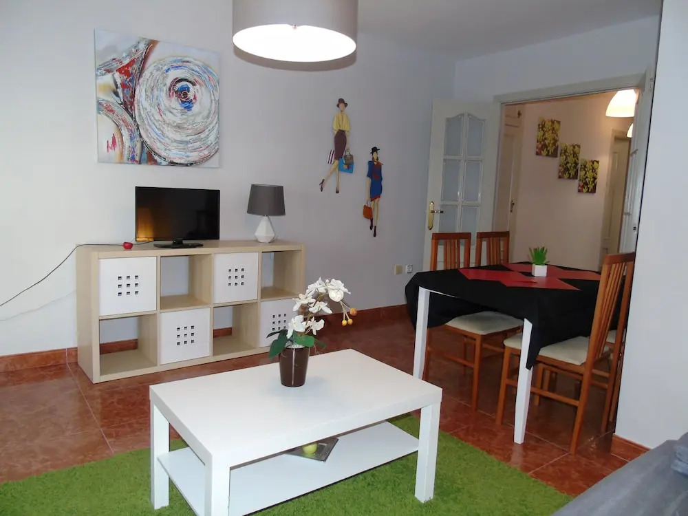 A&N Torre del Mar Beach Townhouse Private Solarium