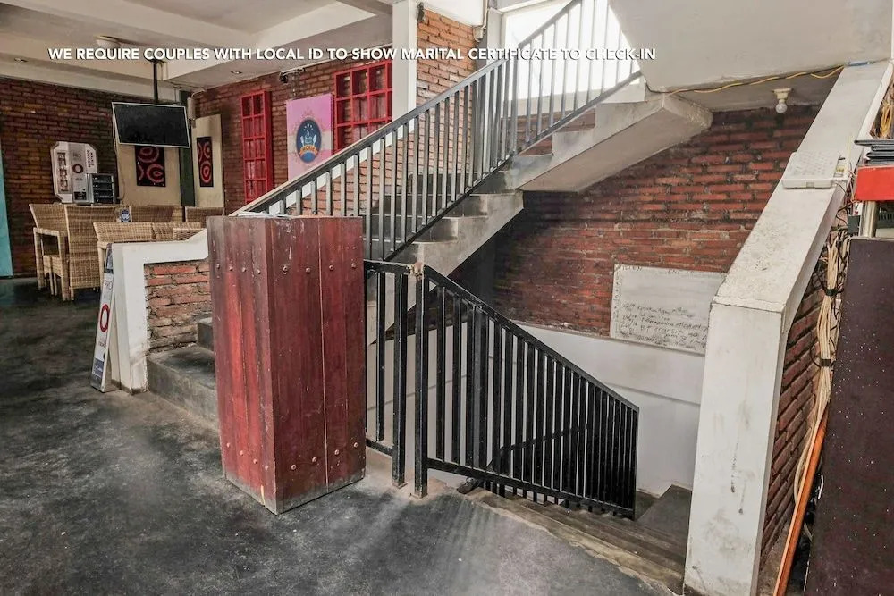 ZEN Rooms near Stasiun Kota Baru