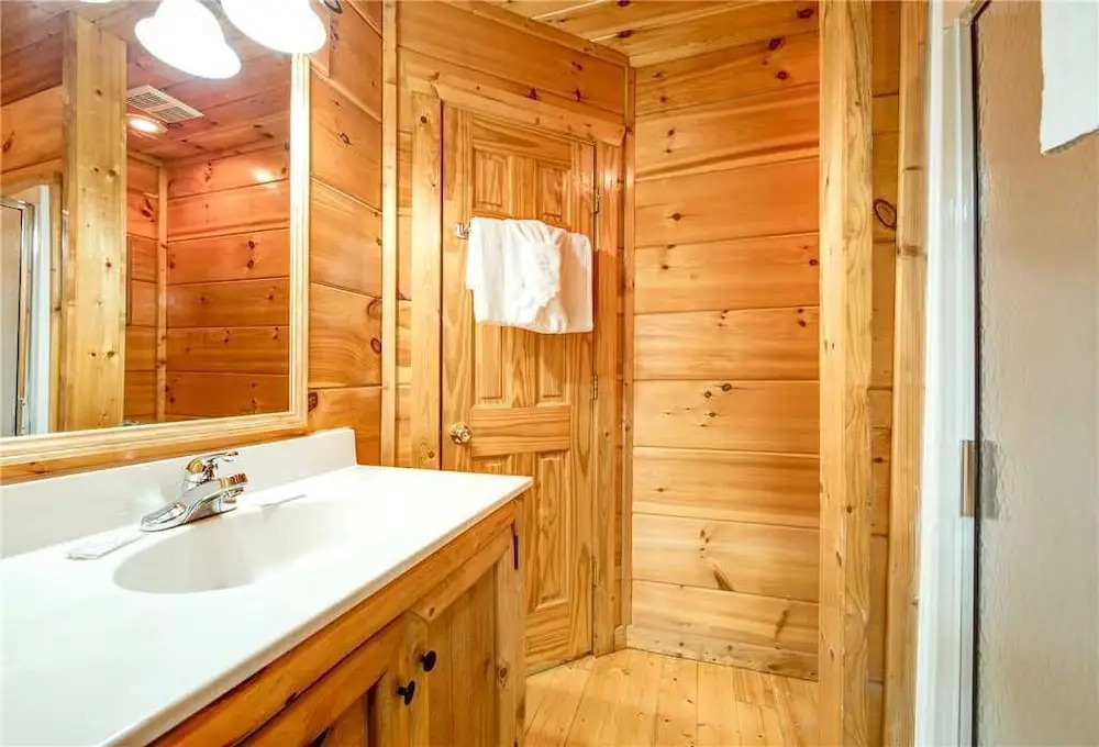 Cabin of Dreams - Three Bedroom Cabin