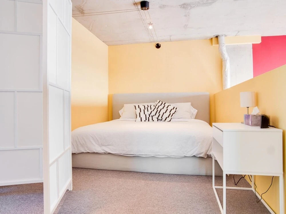 Penthouse Loft w Prking Rooftop Patio BBQ Coffee
