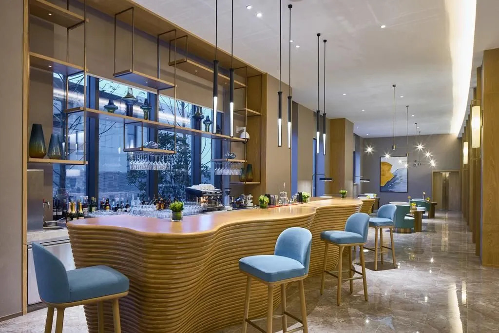 The Qube Hotel Shanghai Sanjiagang - Offer Pudong International Airport and Disney shuttle