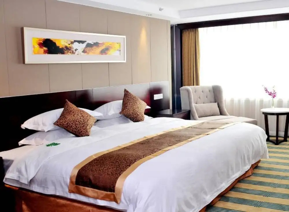 Oasis Grand Hotel