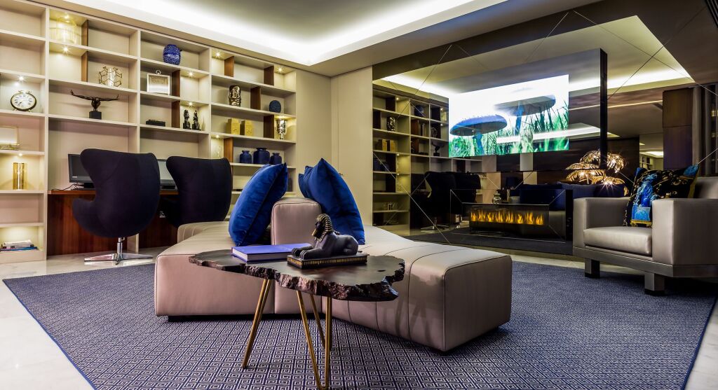4615 Hotel