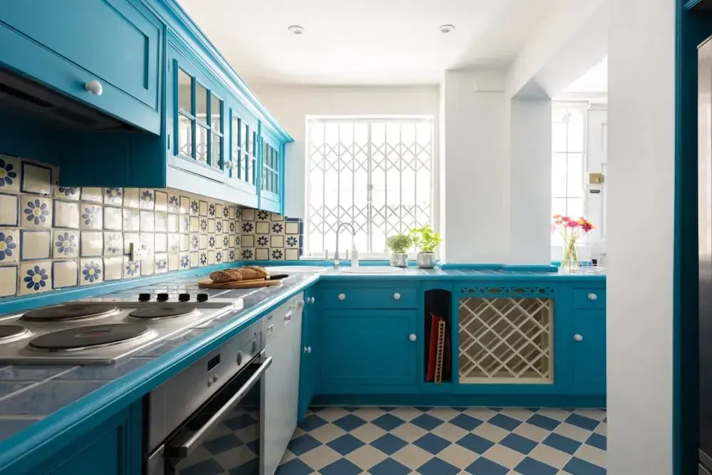 The King's Road Escape - Modern 2bdr Townhouse With Rooftop Terrace