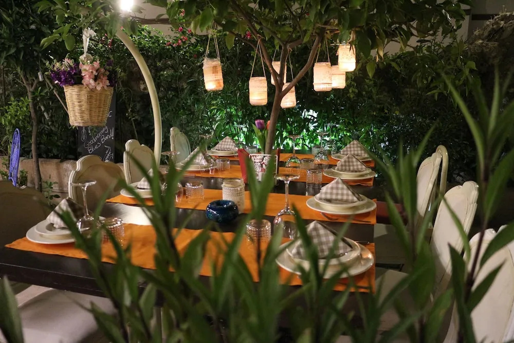 Nensie'S Boutique Hotel