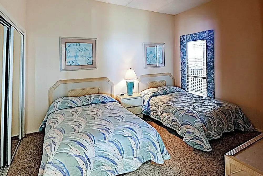 Shorefront Corner PH, 3br: Suntide III - Unit 1201