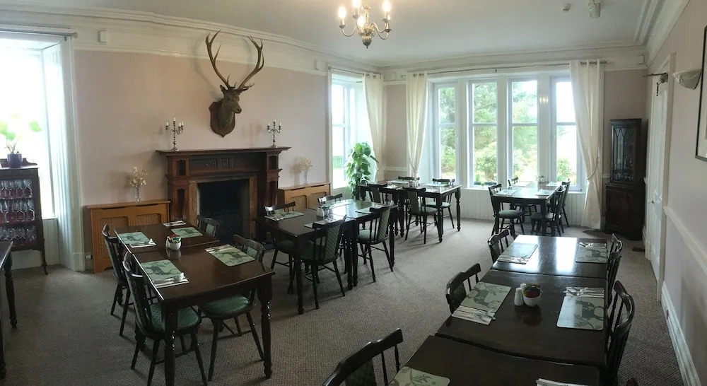 Loch Shiel Hotel