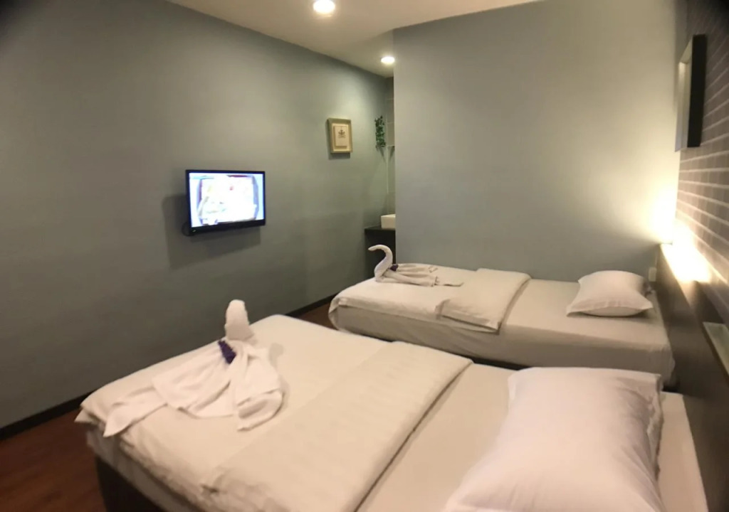 V3 Hotel Taman Gaya