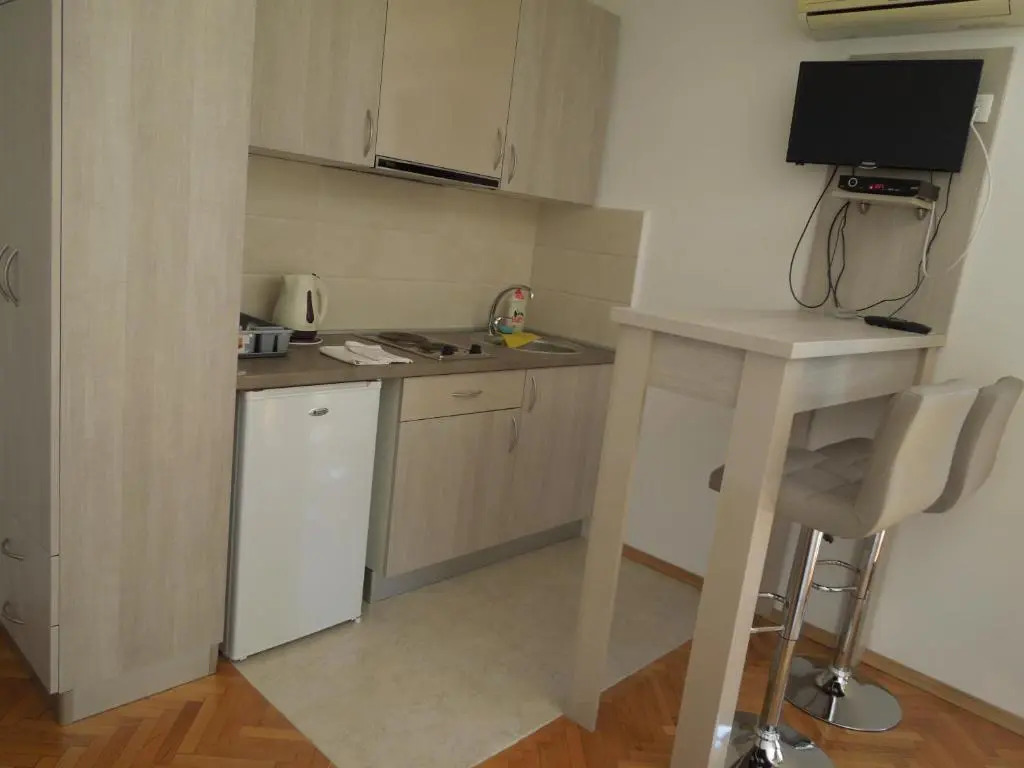 Apartments Bečić