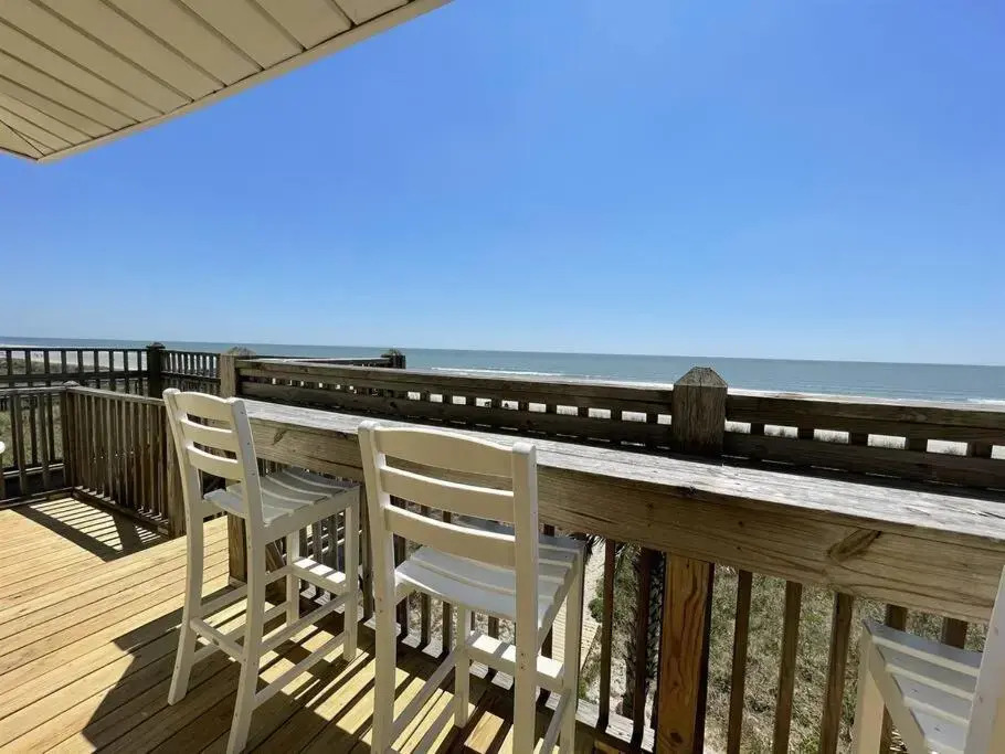 *OCEANFRONT HOUSE ON THE SAND*2 Kings*4br, 4ba*SLEEP 12*PGP3