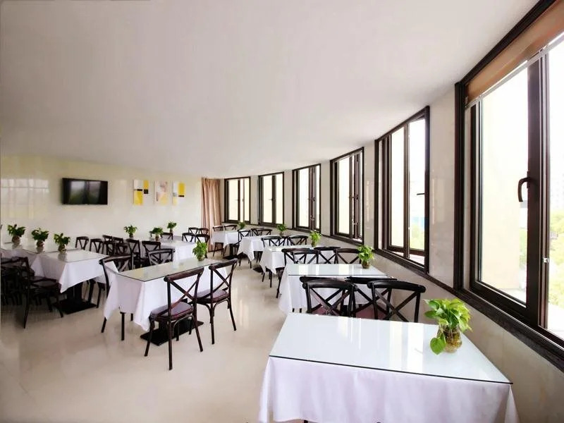 GreenTree Inn Shanghai Pudong Airport Heqing Huanqing Middle Road Express Hotel