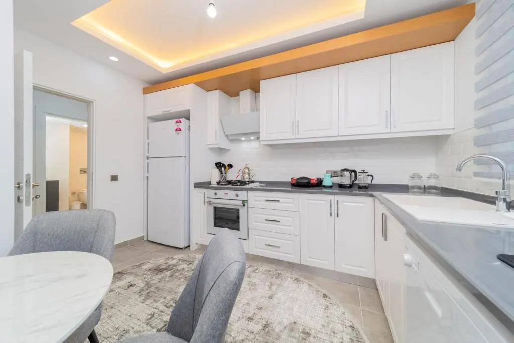 Central Located Big Spacious Flat in Muratpasa