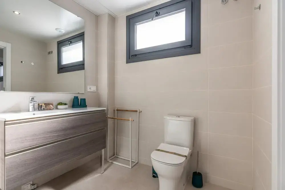 Spacious, Family-friendly Apartment