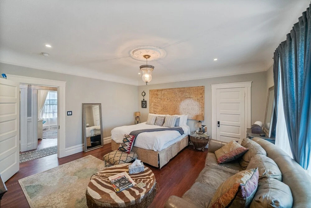 San Francisco Retreat Just Steps From Golden Gate Park And Ocean Beach! 3 Bedroom Home by RedAwning