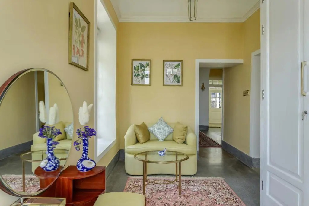 Kinwani House - Araiya Anthology