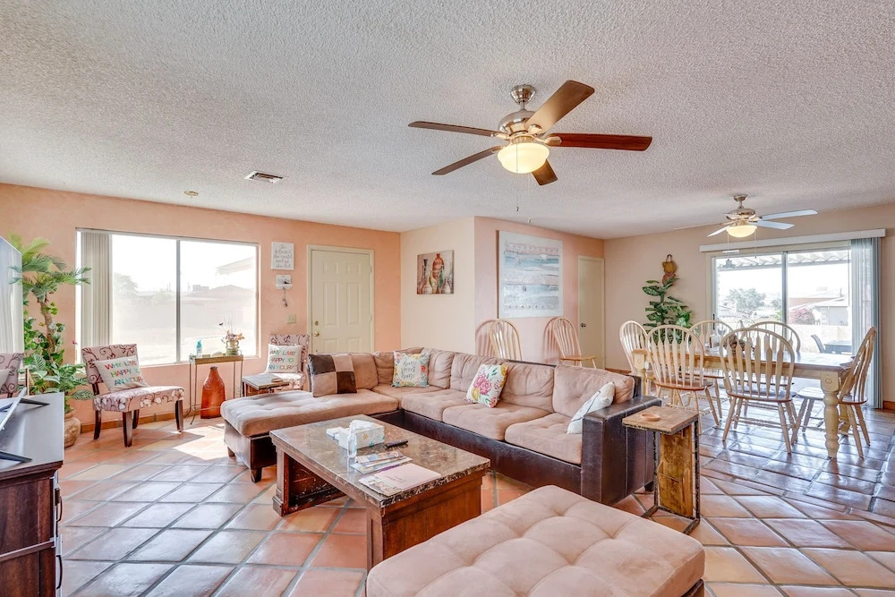 Home w/ Private Pool: 1 Mi to Lake Havasu