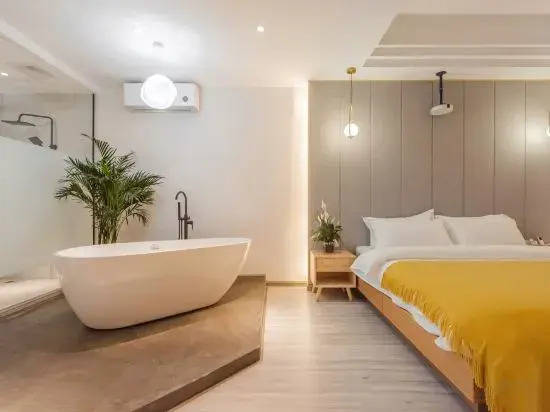Dali li li wan xiang youth community hostel