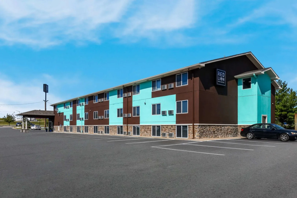 Baymont Inn & Suites by Wyndham