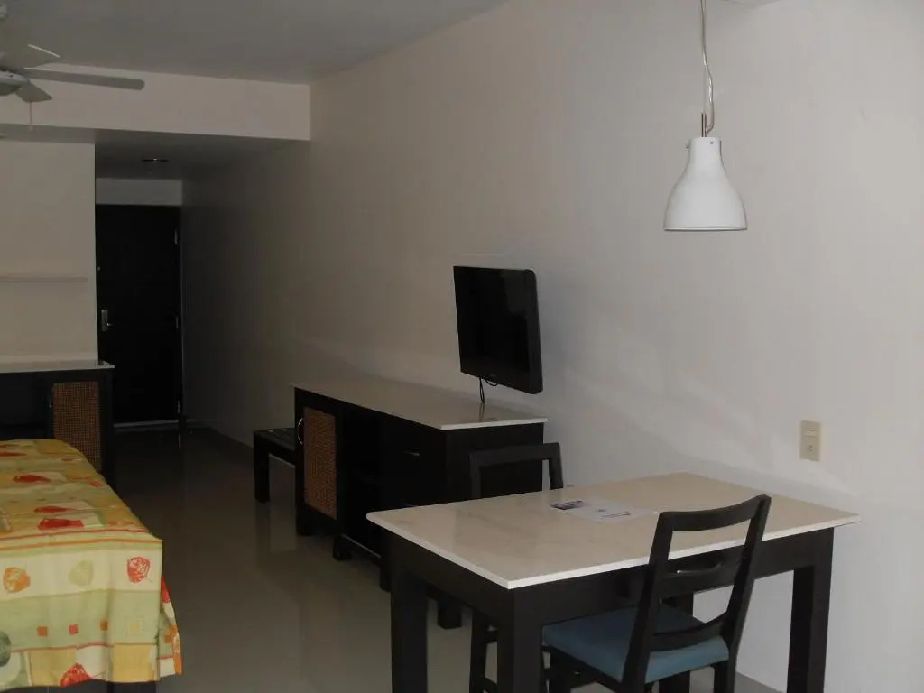 Hotel Playa Cristal