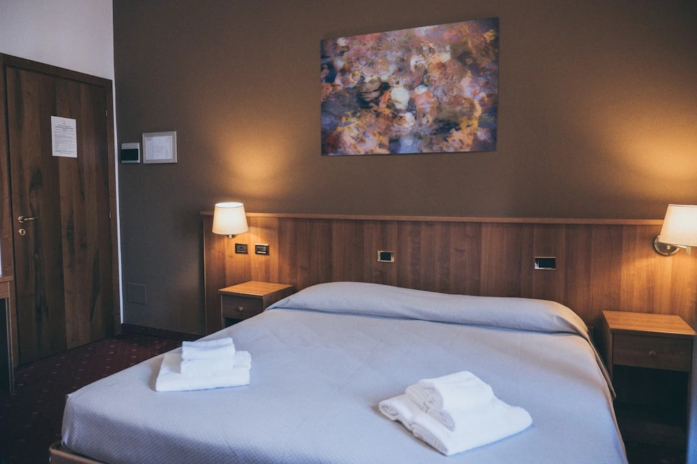 VILLANOVA HOTEL