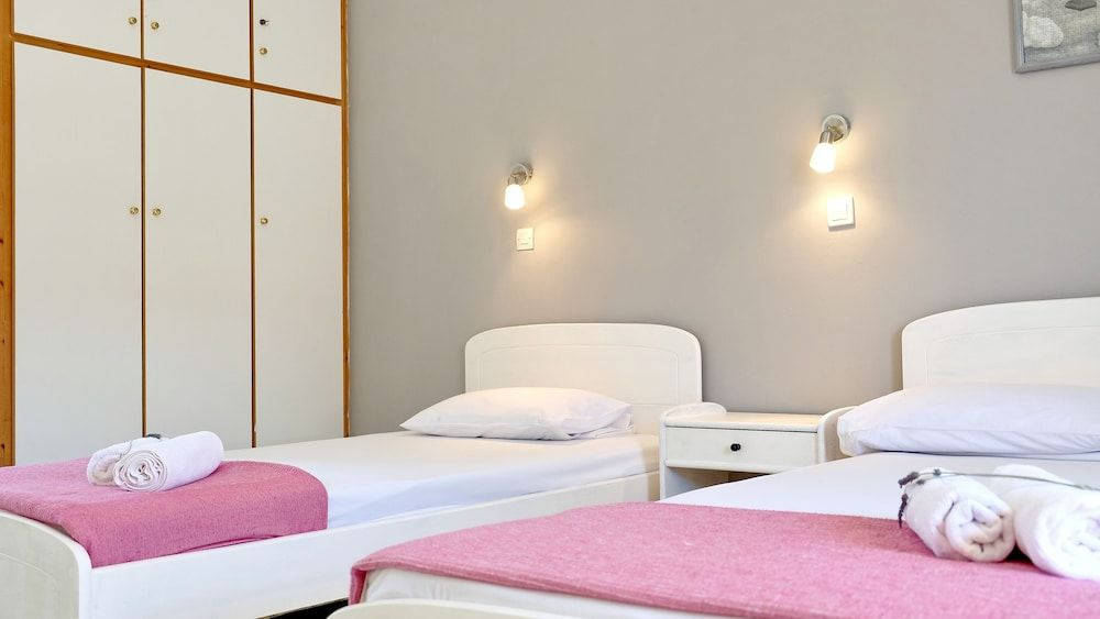Kapougiati Studios - Ilia Edipsos Sunny and Cozy Getaways