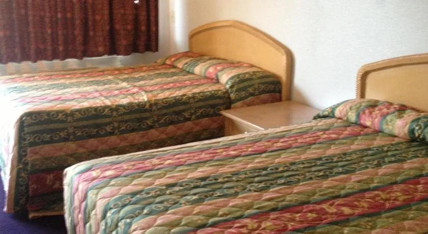 All 8 Motel