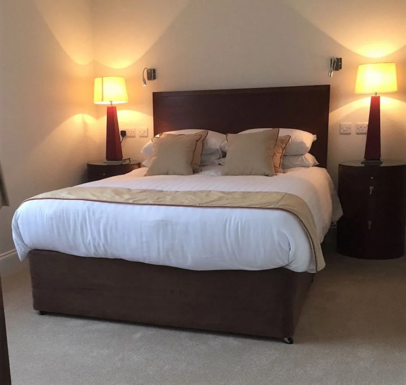 Kings Park Hotel