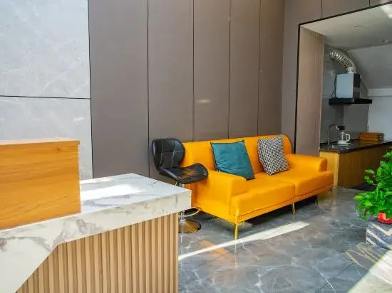 Home Inn Dalian Foreign Languages University Huayi Select Collection Hotel