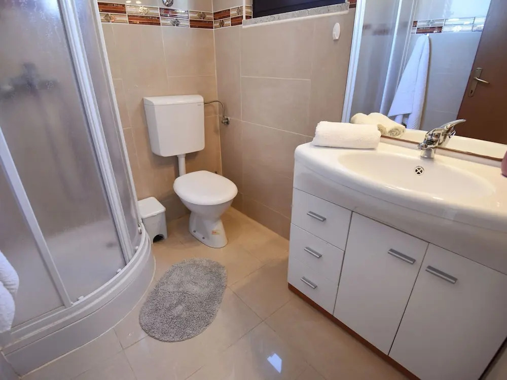 Apartment in Maslenica Near the Sea