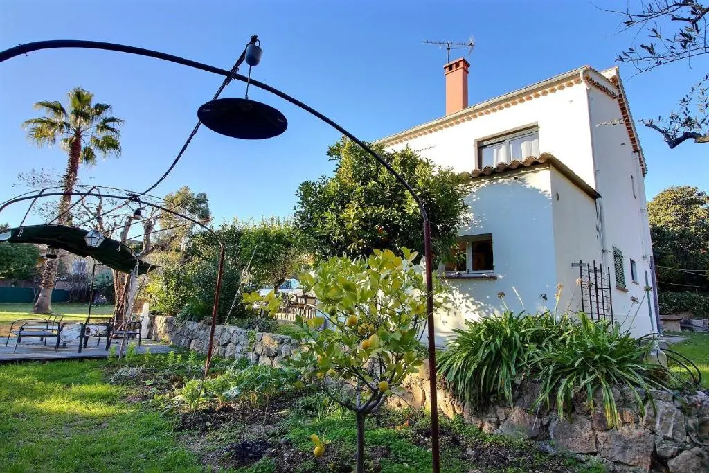 Villa Romantica
