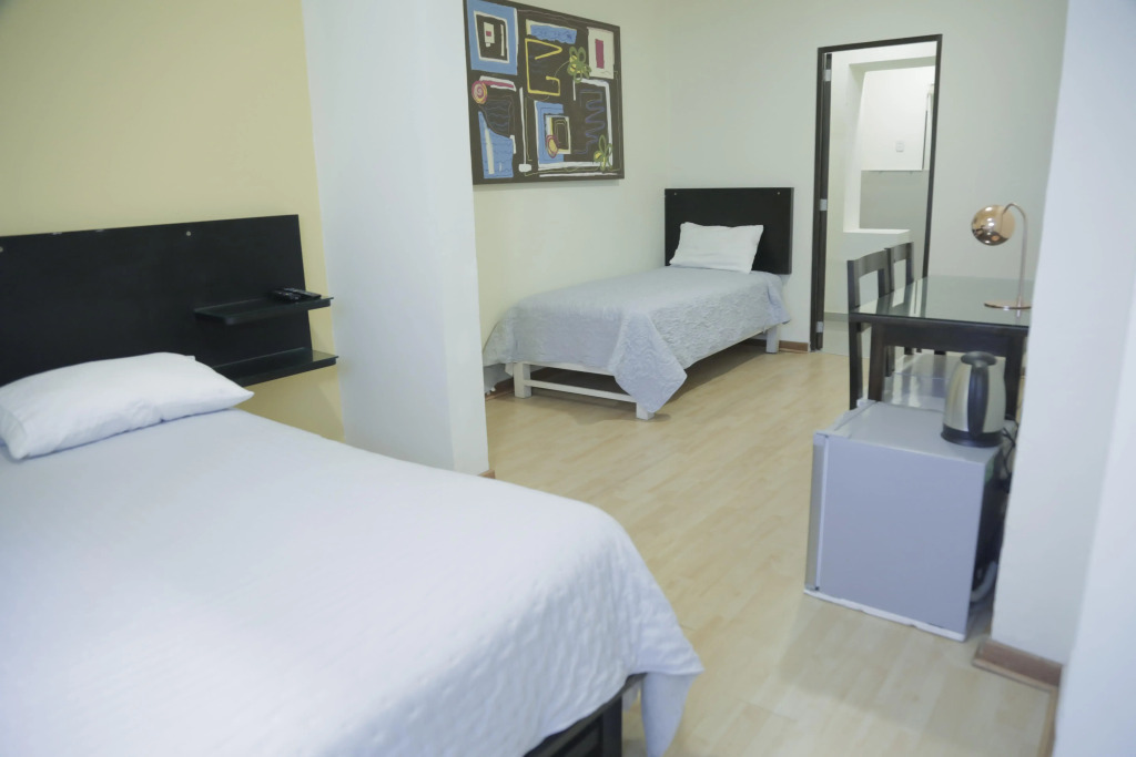 Miraflores Rooms