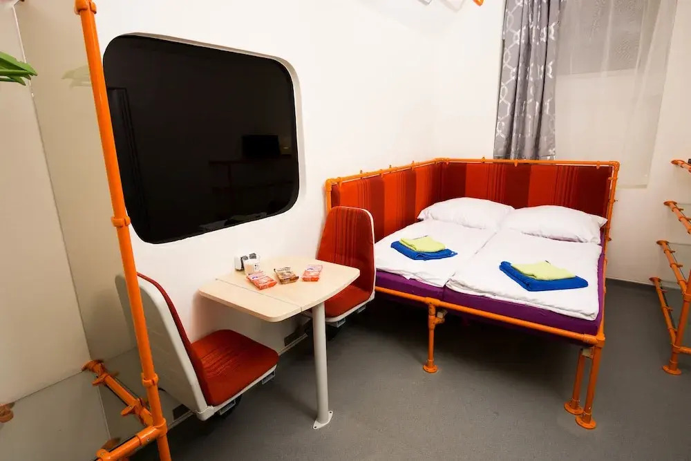 METRO Apartment Prague by Main Train and Bus Station