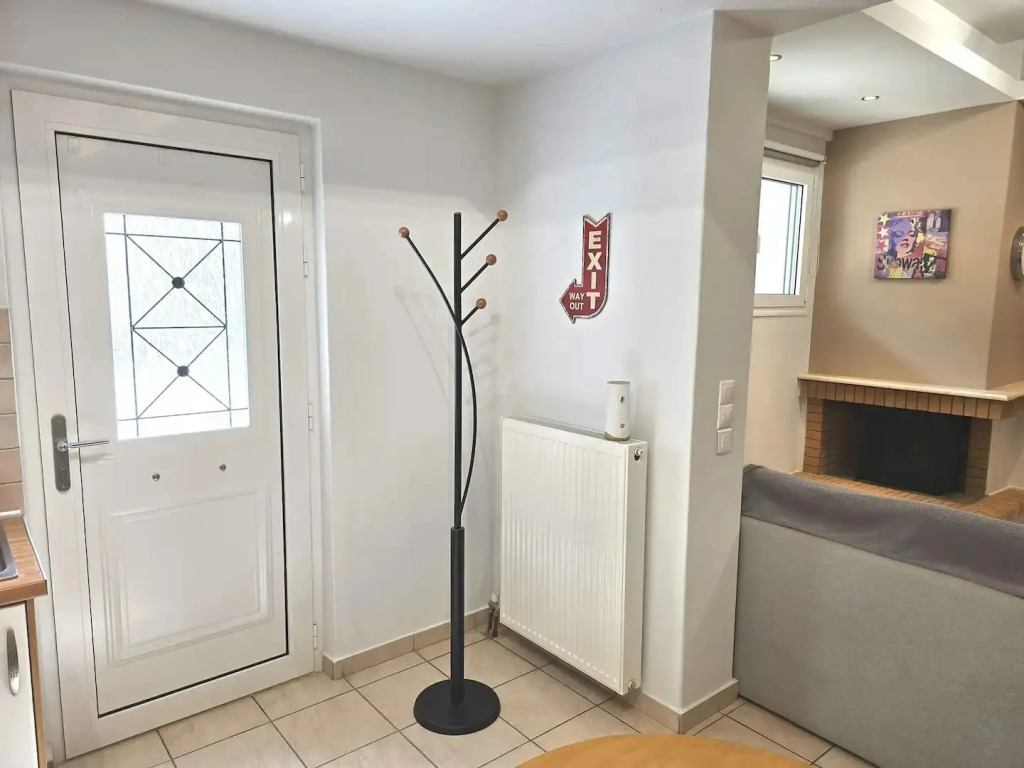 Апартаменты Spacious cosy studio w/100mbps Fiber@Home WiFi in very safe & quiet area