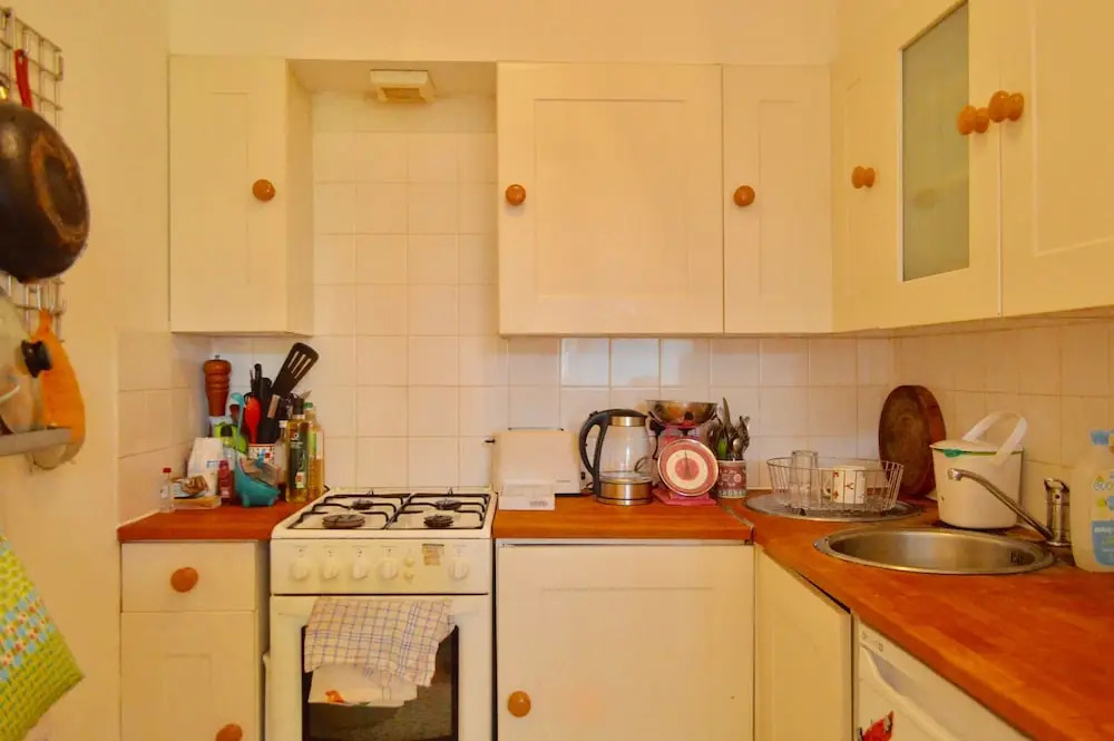 One Bedroom Meadowbank Apartment Sleeps 2