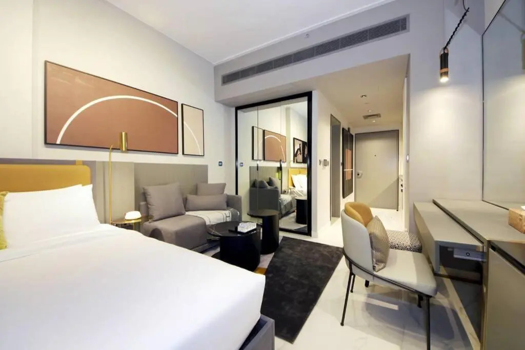New Arabian MAG 318 Business Bay