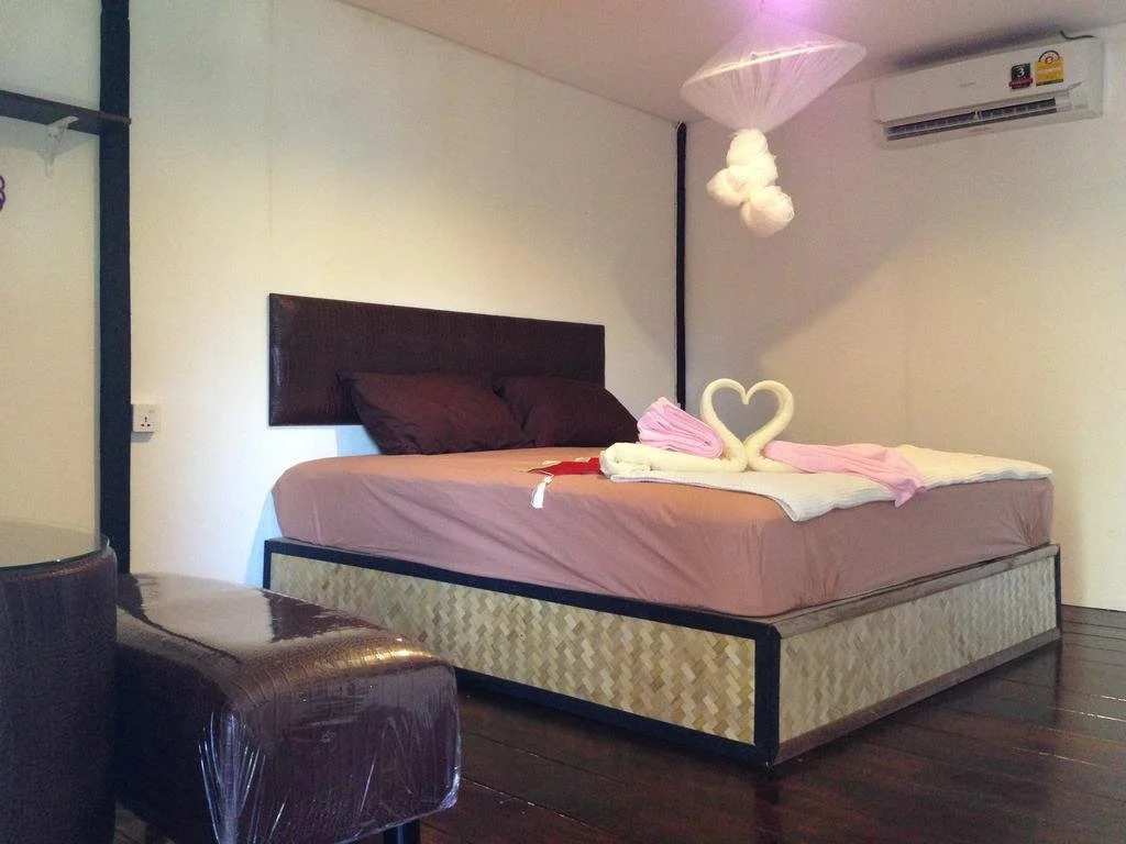 The Hut, Koh Lipe
