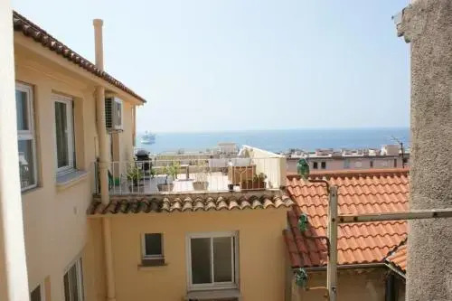SUQ3 - 3 Pièces vue mer