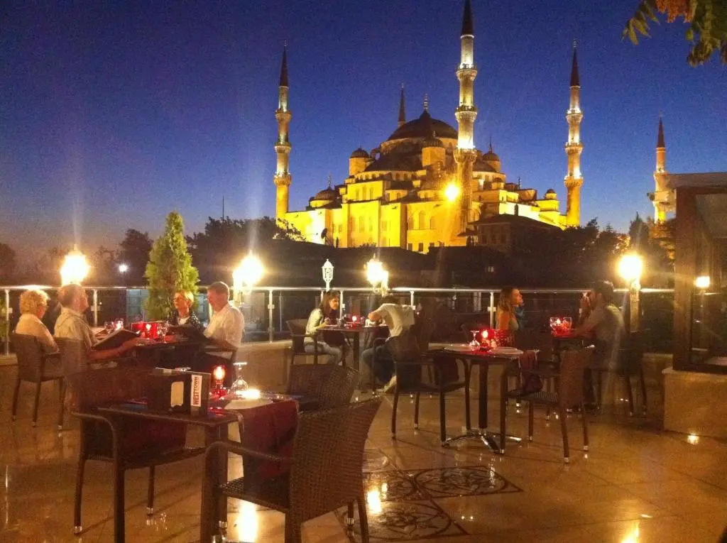 Charm Hotel