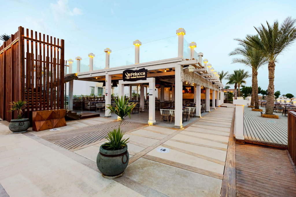 Sunrise Diamond Beach Resort -Grand Select