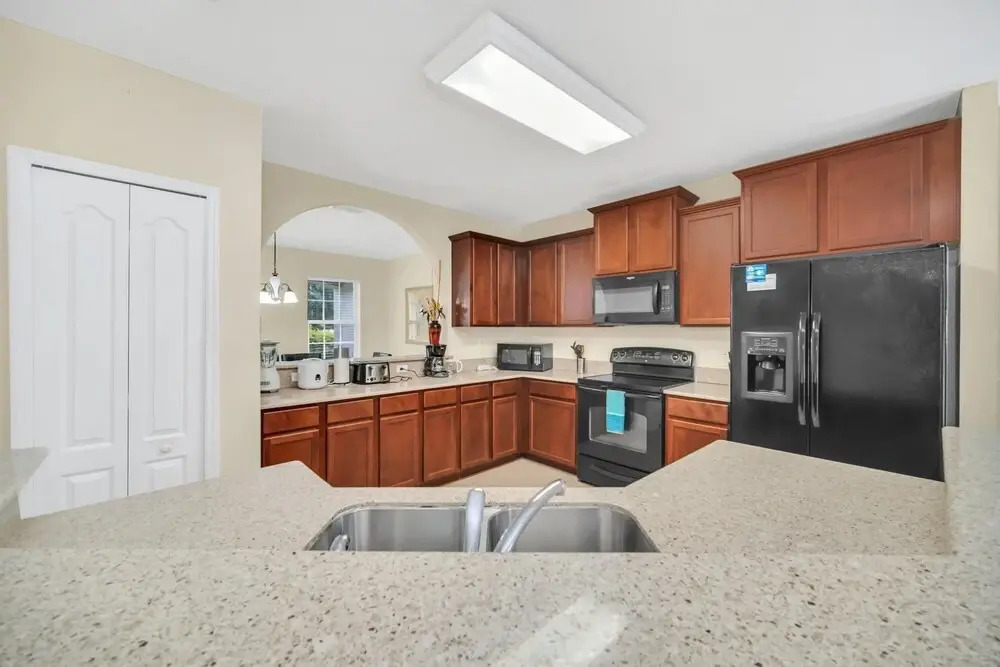 6BR Pool Villa Minutes From the Parks